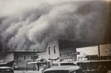 Dust storm in Lamar, Colorado in 1934